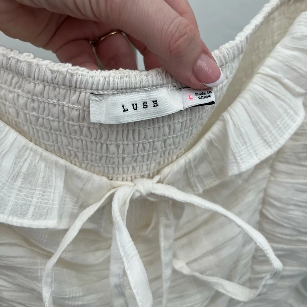 Lush White Puff Sleeve Crop Top - Picture 6 of 12